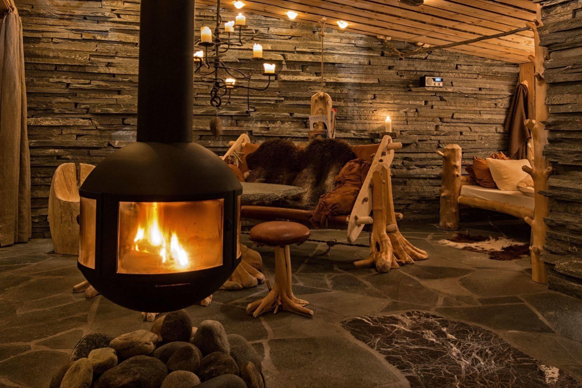 Engholm Husky Design Lodge Karasjok Εξωτερικό φωτογραφία